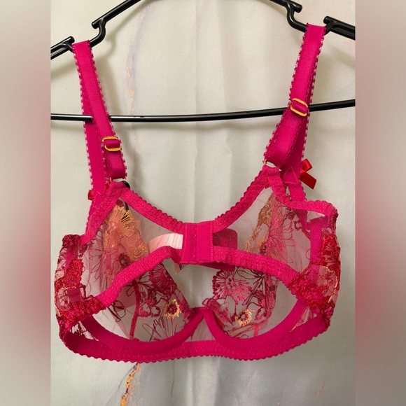 NWT-  Agent Provocateur Zuri Plunge Underwired Bra Size: 32DD - Picture 5 of 11